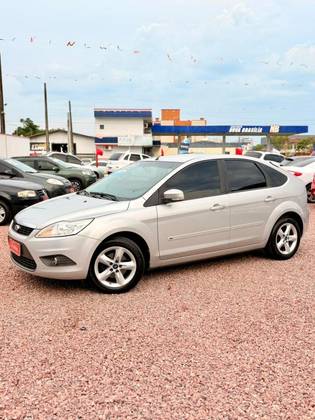 FORD FOCUS 1.6 GL SEDAN 16V FLEX 4P MANUAL
